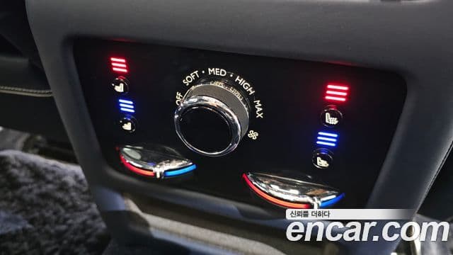 Rolls-Royce 고스트 2세대, 2023 19