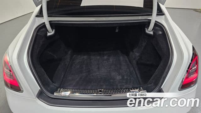 Rolls-Royce 고스트 2세대, 2023 20