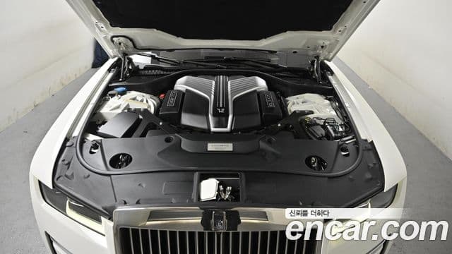 Rolls-Royce 고스트 2세대, 2021 6