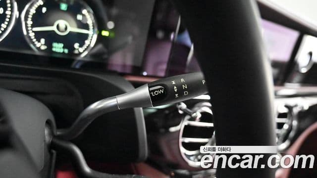 Rolls-Royce 고스트 2세대, 2021 9