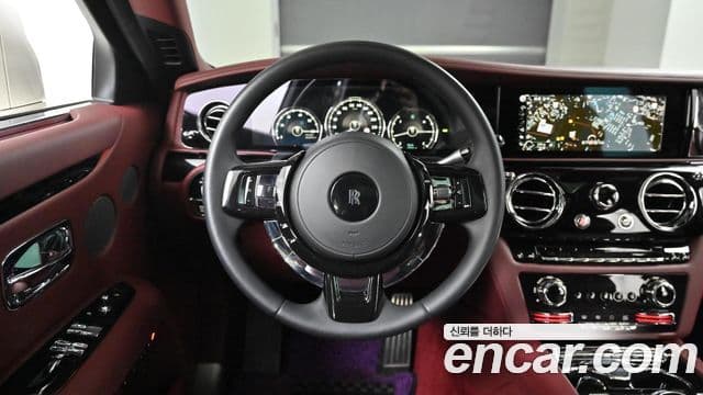 Rolls-Royce 고스트 2세대, 2021 13