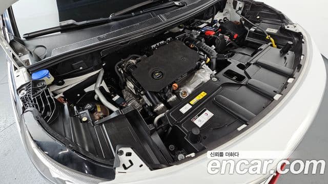 Peugeot 5008 2세대 1.5 BlueHDi Allure, 2021 12