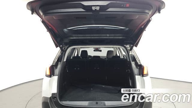Peugeot 5008 2세대 1.5 BlueHDi Allure, 2021 17