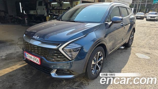Kia Sportage 5세대 гибрид Signature 2WD, 2023 1