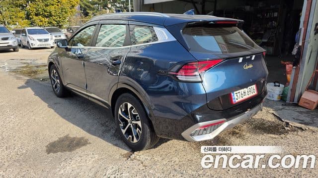 Kia Sportage 5세대 гибрид Signature 2WD, 2023 2