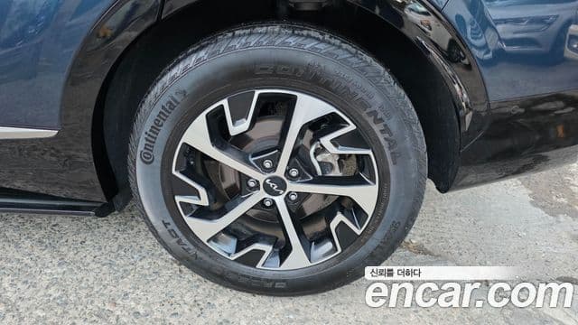 Kia Sportage 5세대 гибрид Signature 2WD, 2023 все фото