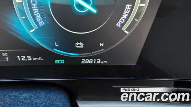 Kia Sportage 5세대 гибрид Signature 2WD, 2023 15