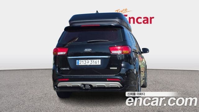 Kia All New Carnival Prestige, 2016 4