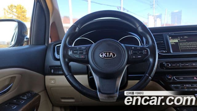 Kia All New Carnival Prestige, 2016 14