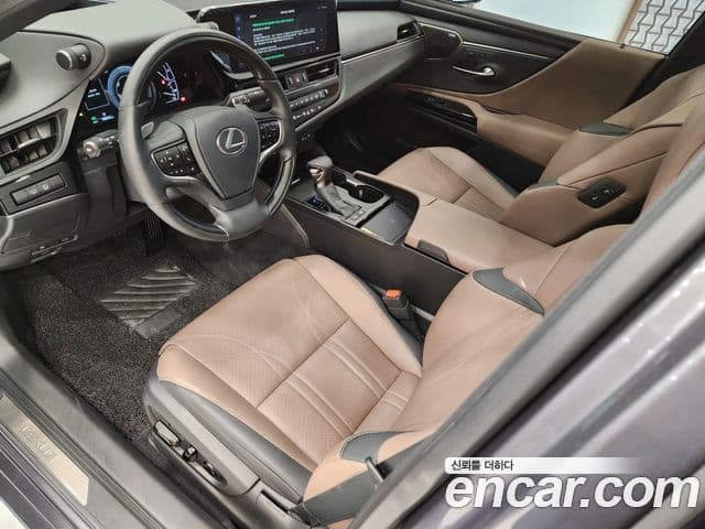 Lexus ES300h 7세대 Executive, 2026 12