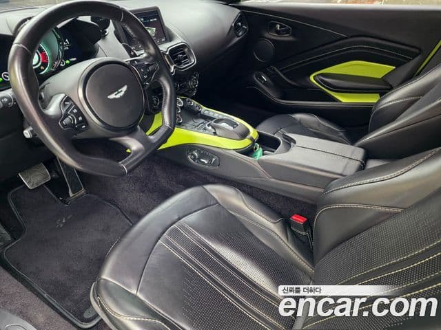 Aston Martin 밴티지 2세대 4.0 V8 купе, 2019 10