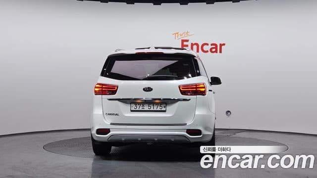 Kia The / новый New Carnival Prestige, 2019 4