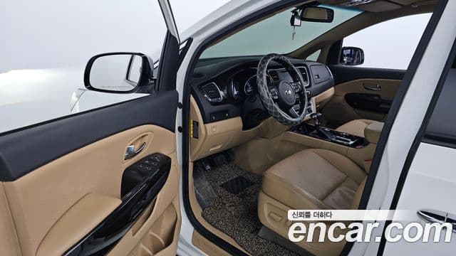 Kia The / новый New Carnival Prestige, 2019 11