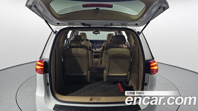 Kia The / новый New Carnival Prestige, 2019 20