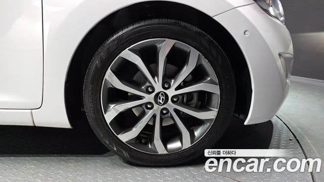 Hyundai Avante MD Premium, 2013 все фото