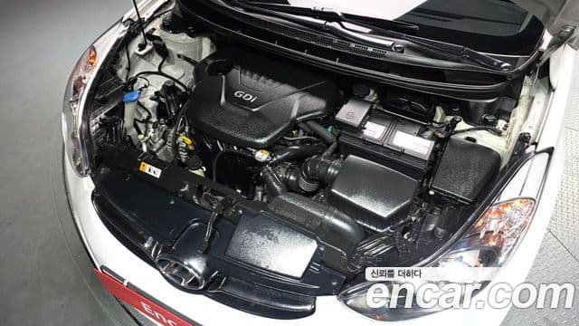 Hyundai Avante MD Premium, 2013 6