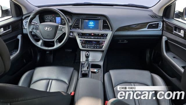 Hyundai LF Sonata 2.0 Smart, 2016 7