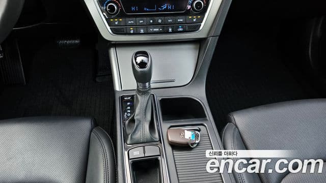 Hyundai LF Sonata 2.0 Smart, 2016 9