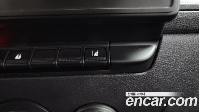 Renault Korea(Samsung) Master 2.3 15인승, 2020 17