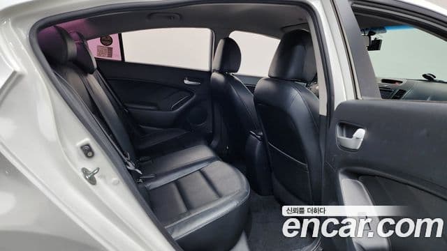 Kia K3 Luxury, 2013 12