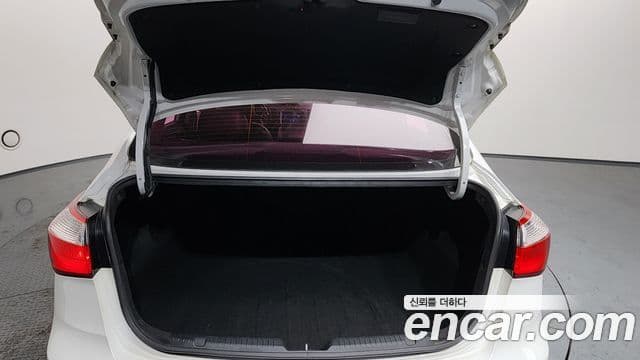 Kia K3 Luxury, 2013 20