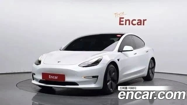 Tesla модель 3 Long Range, 2021 1