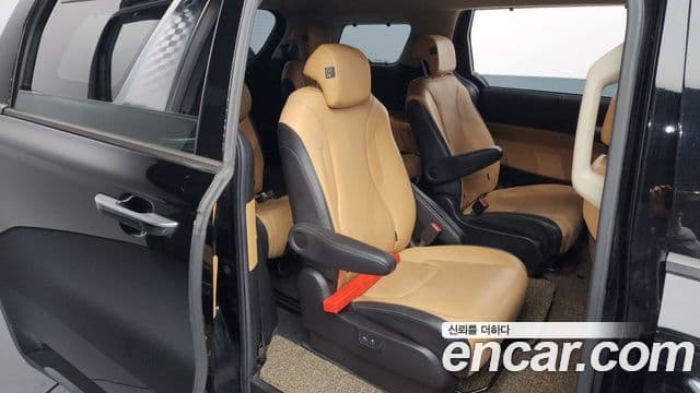 Kia Carnival 4세대 Signature, 2021 12