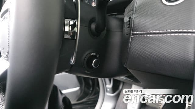 Land Rover Discovery 5 P360 Dynamic HSE, 2025 13