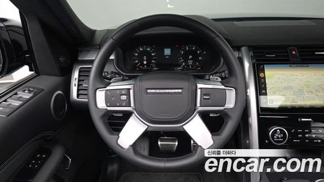 Land Rover Discovery 5 P360 Dynamic HSE, 2025 14