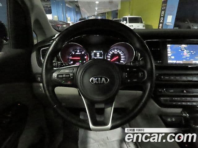 Kia All New Carnival Prestige, 2017 9