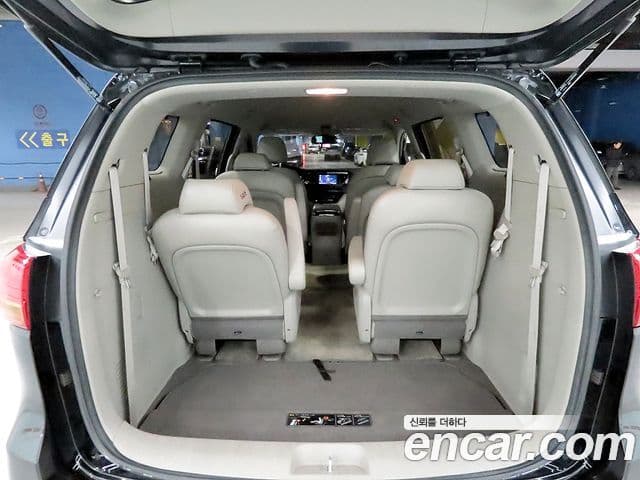 Kia All New Carnival Prestige, 2017 15
