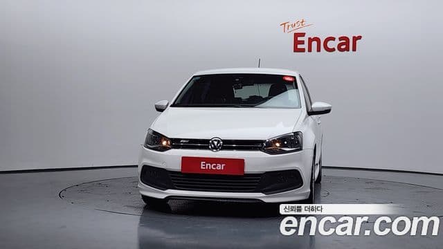 Volkswagen 폴로 5세대, 2014 3