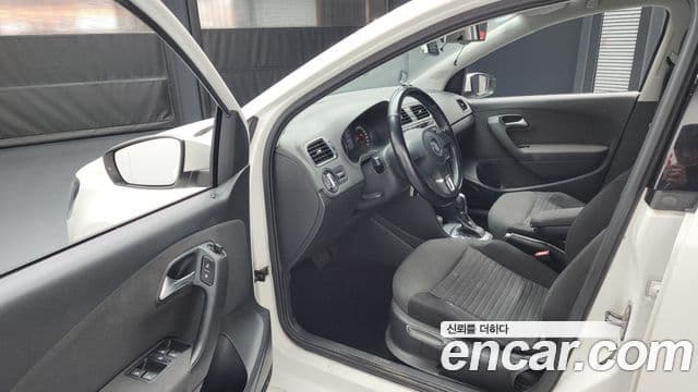 Volkswagen 폴로 5세대, 2014 10