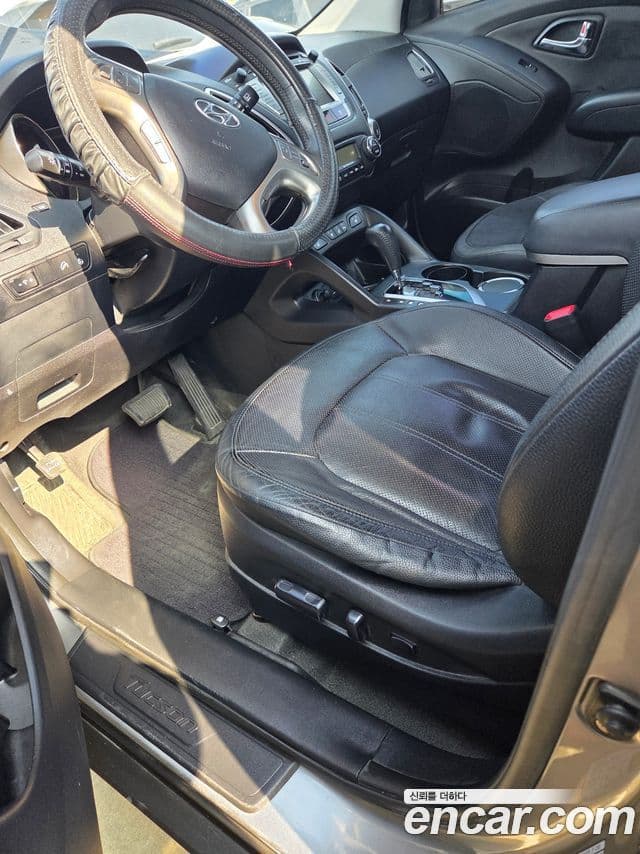 Hyundai Tucson ix Premier, 2012 8