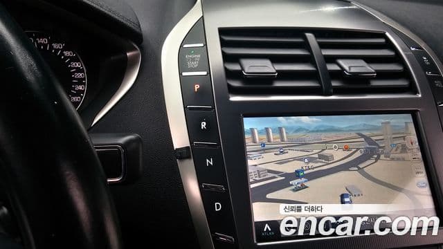 Lincoln New MKZ 2세대, 2017 9