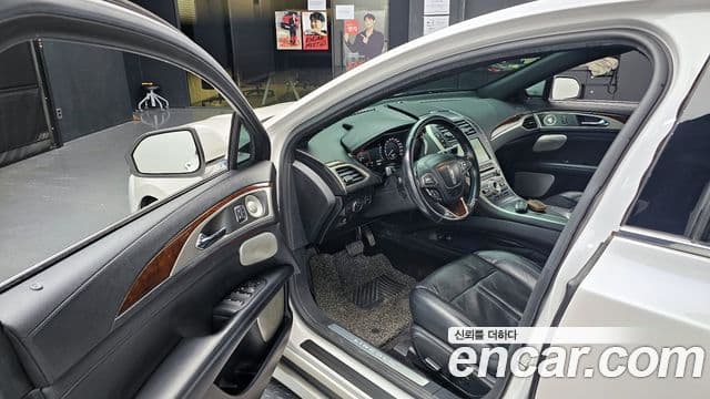 Lincoln New MKZ 2세대, 2017 10