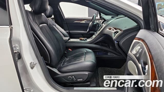 Lincoln New MKZ 2세대, 2017 11