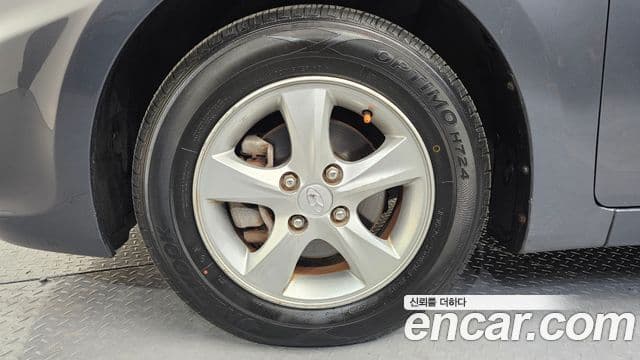 Hyundai Accent(новый кузов / новое поколение) Premier, 2012 все фото