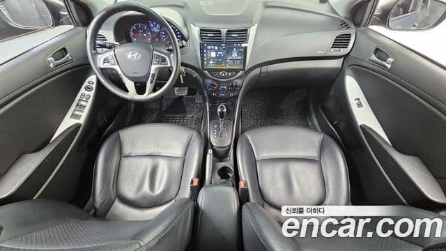 Hyundai Accent(новый кузов / новое поколение) Premier, 2012 7