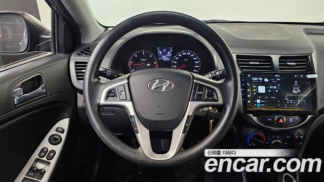 Hyundai Accent(новый кузов / новое поколение) Premier, 2012 15