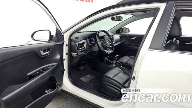 Kia Stonic Trendy, 2018 10