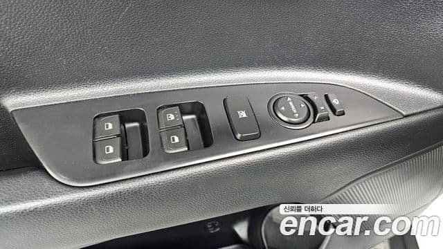 Kia Stonic Trendy, 2018 17