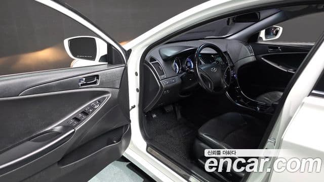 Hyundai Sonata The / новый 브릴리언트 Premium, 2013 11