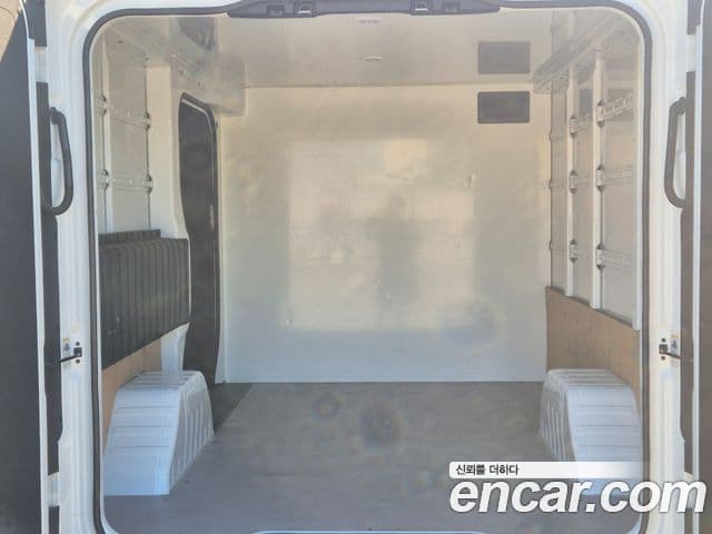 Hyundai ST1 Smart, 2025 8