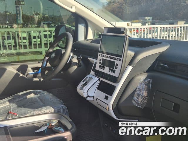 Hyundai ST1 Smart, 2025 10