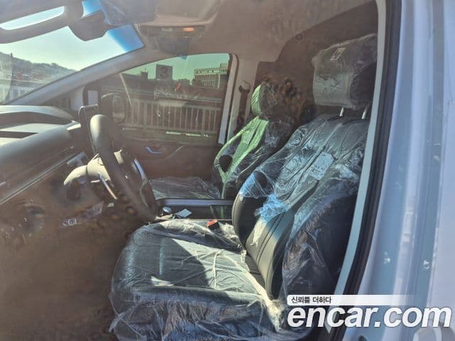 Hyundai ST1 Smart, 2025 11