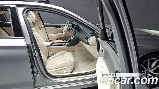 Genesis The / новый New G70, 2022 11