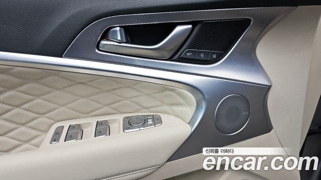 Genesis The / новый New G70, 2022 17