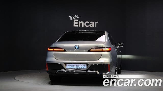 BMW i7 (G70) eDrive 50 M Sport, 2024 4