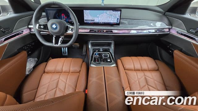 BMW i7 (G70) eDrive 50 M Sport, 2024 7